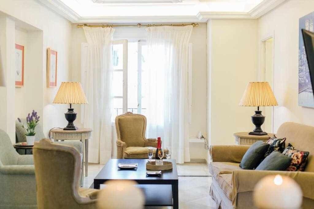 Apartamento Boutique Abades Sevilla Eksteriør billede